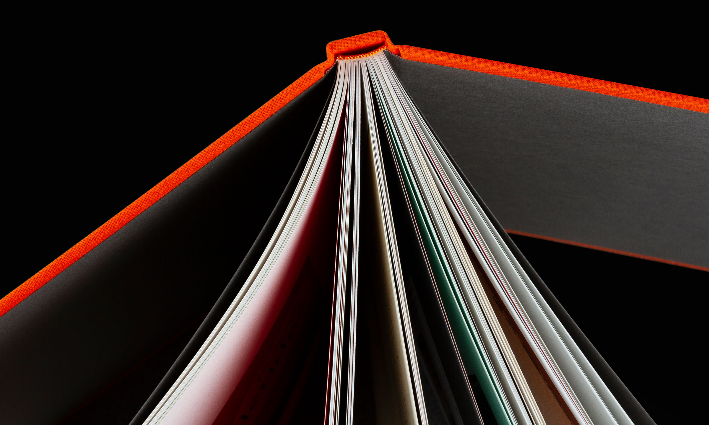 04-Hardcover-lined-fabric